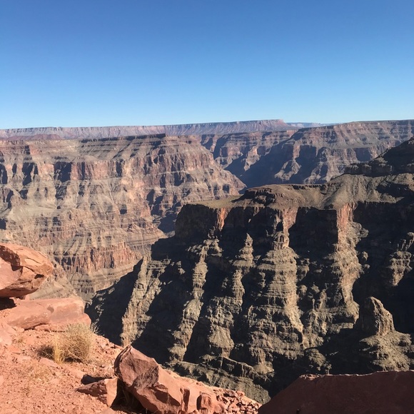 Meet your Posher, Joyce - Picture 2 of 12